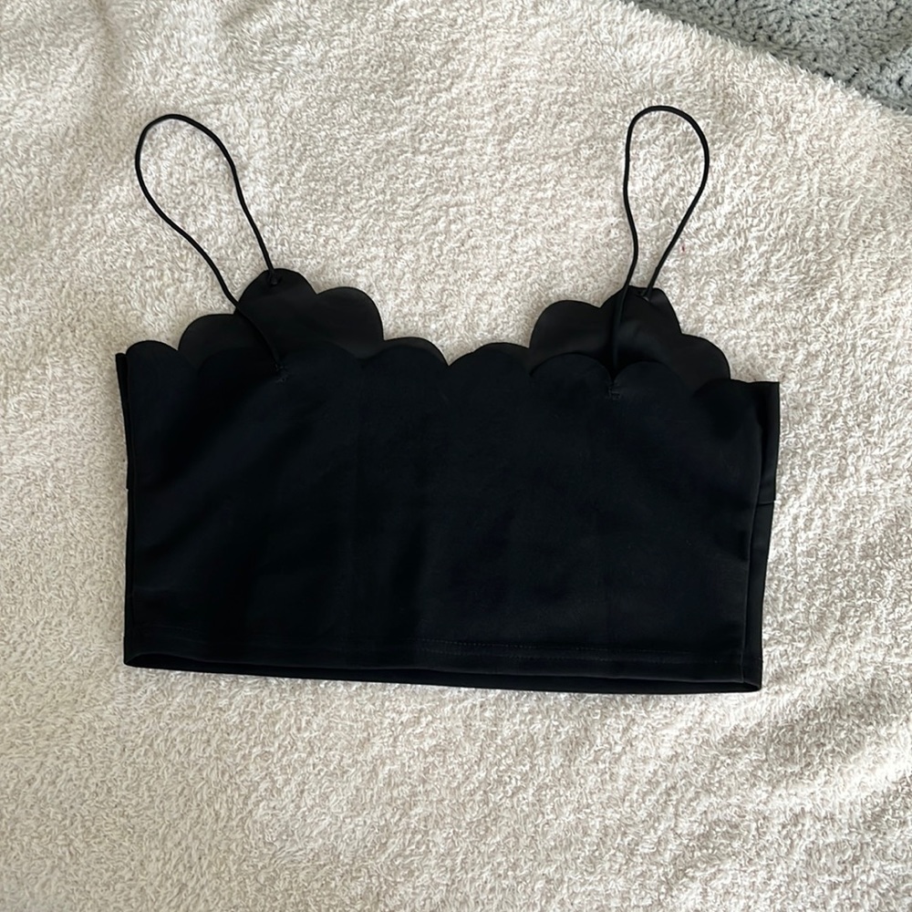 Black cropped tank top - never worn